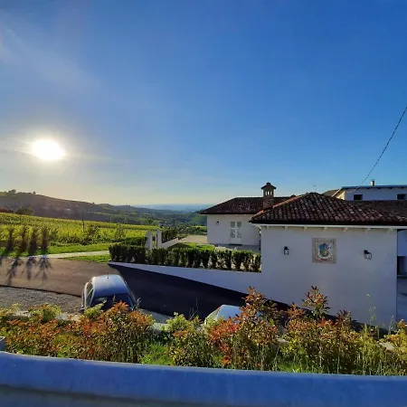 Alojamento de Acomodação e Pequeno-almoço Borgo Piani - Di Charme 4*