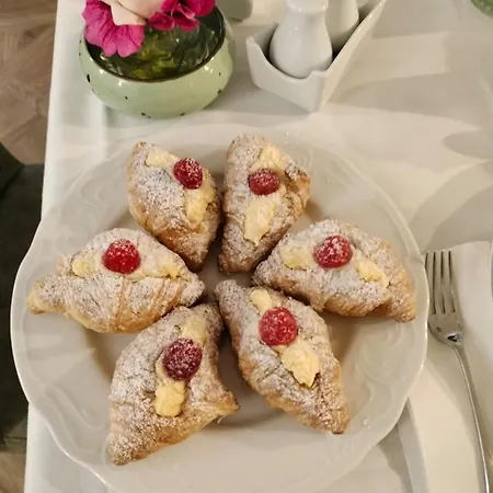 Borgo Piani - Di Charme Couette-café Mango