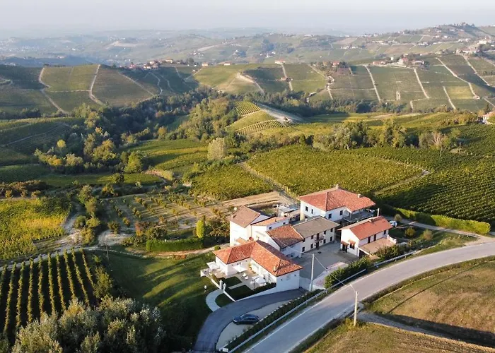 Borgo Piani - Di Charme 4* Mango